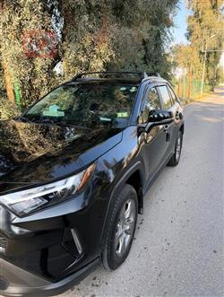 تۆیۆتا ڕاڤ 4